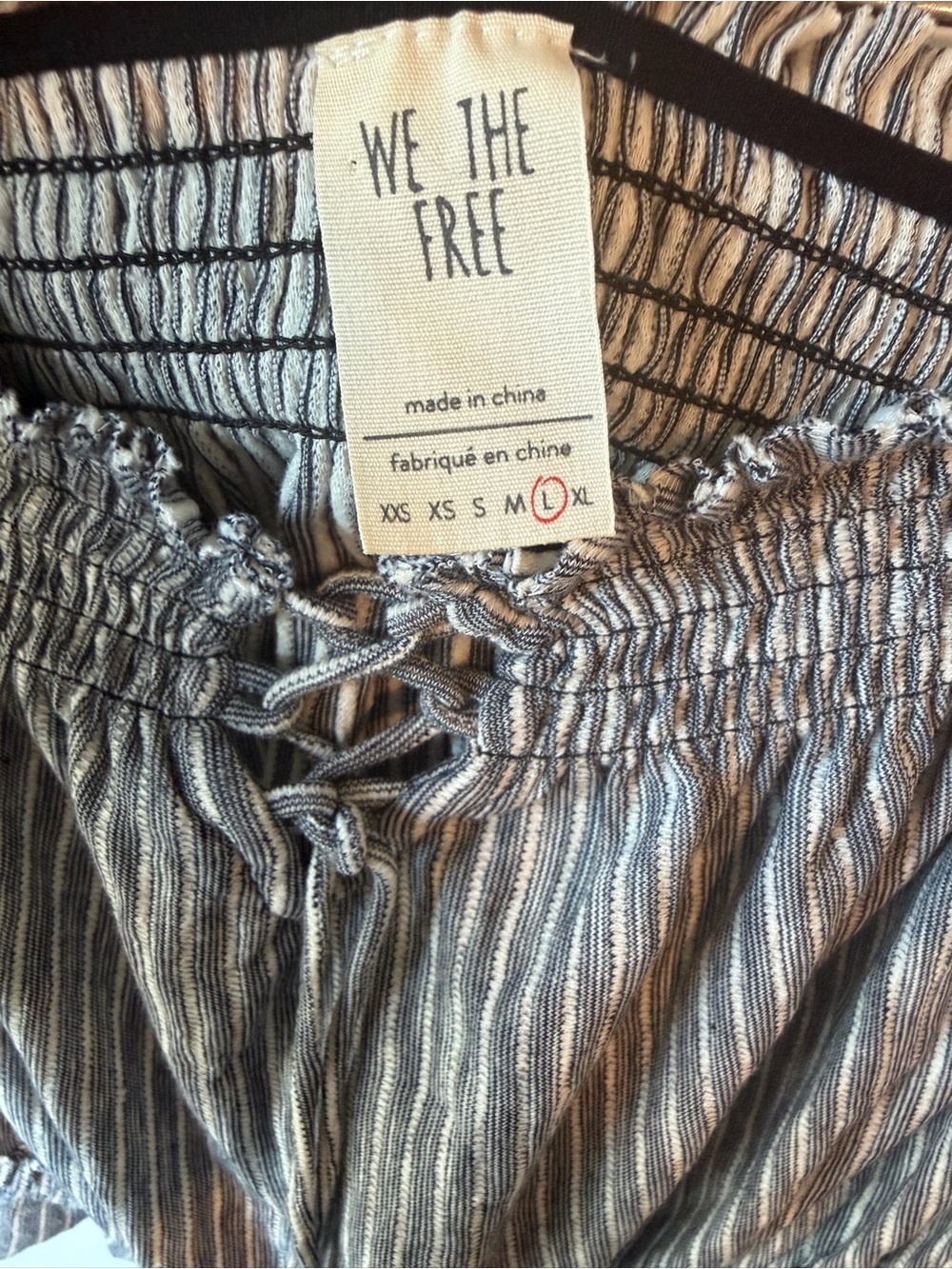 ⚡️We The Free Gray Striped Smocked Tube Top - Picture 6 of 6